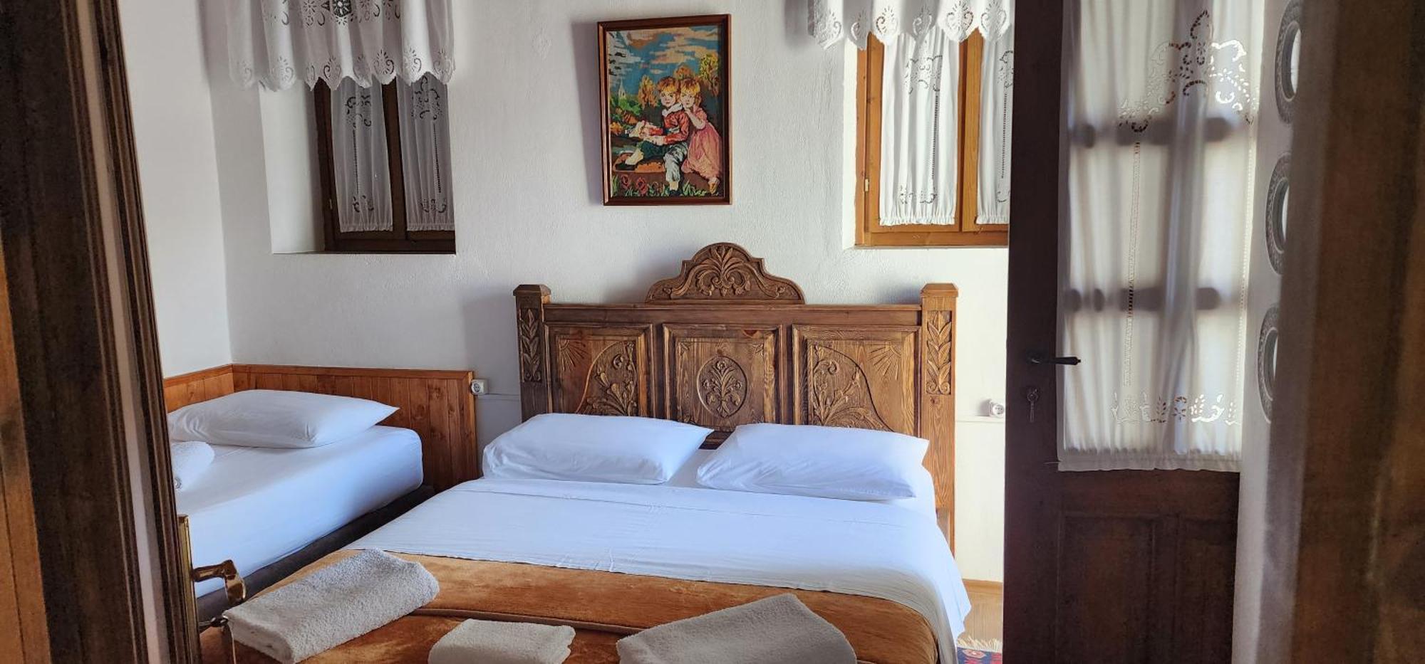 Silver Hill Guesthouse Gjirokaster Room photo