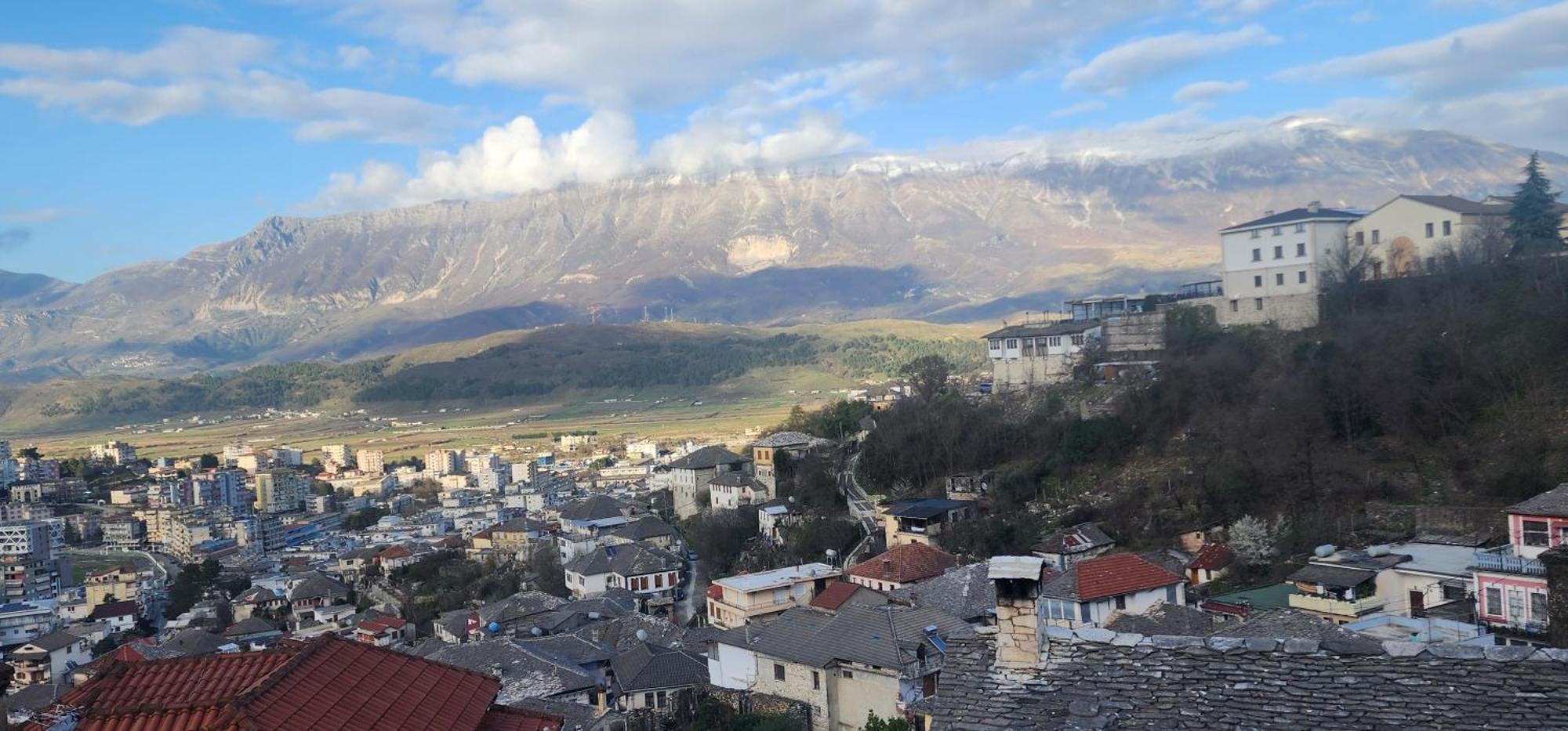 Silver Hill Guesthouse Gjirokaster Room photo